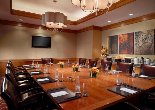 Omni Los Angeles Hotel At California Plaza image 17